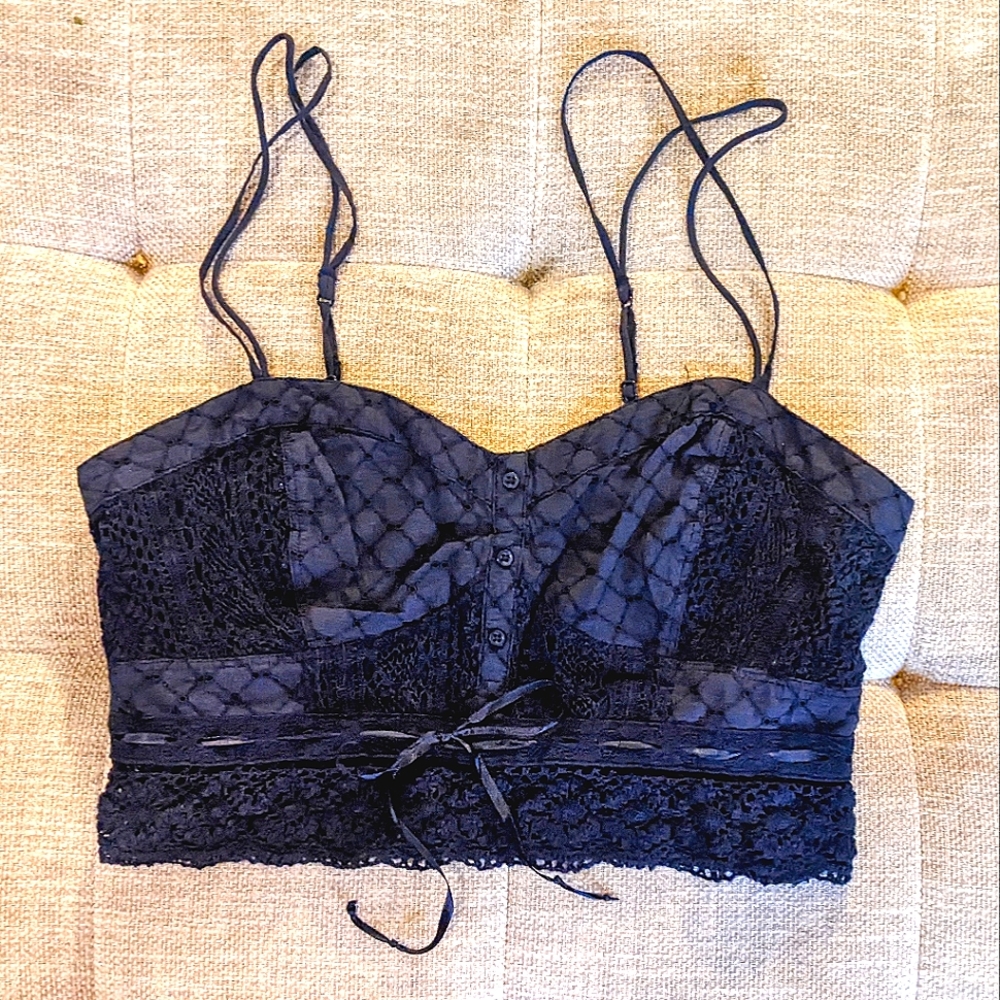 NWOT! American Eagle, Women's (M) Navy, Eyelet, Bustier Crop Top